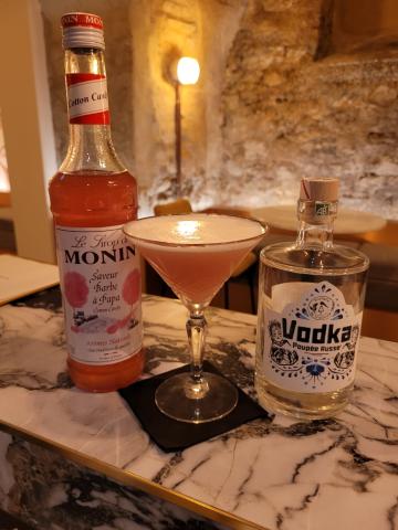 You are currently viewing Octobre Rose : le cocktail Lili Rose à déguster tout le mois